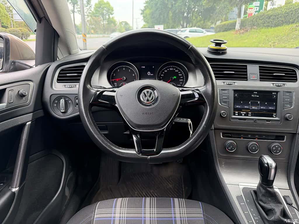 Volkswagen Golf, 2016 14