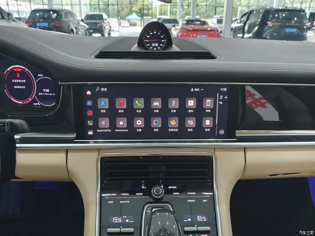 Porsche Panamera, 2022 8