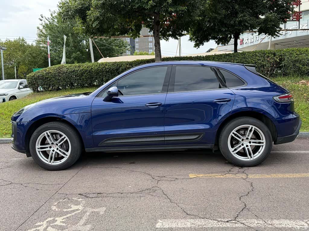 Porsche Macan, 2022 3