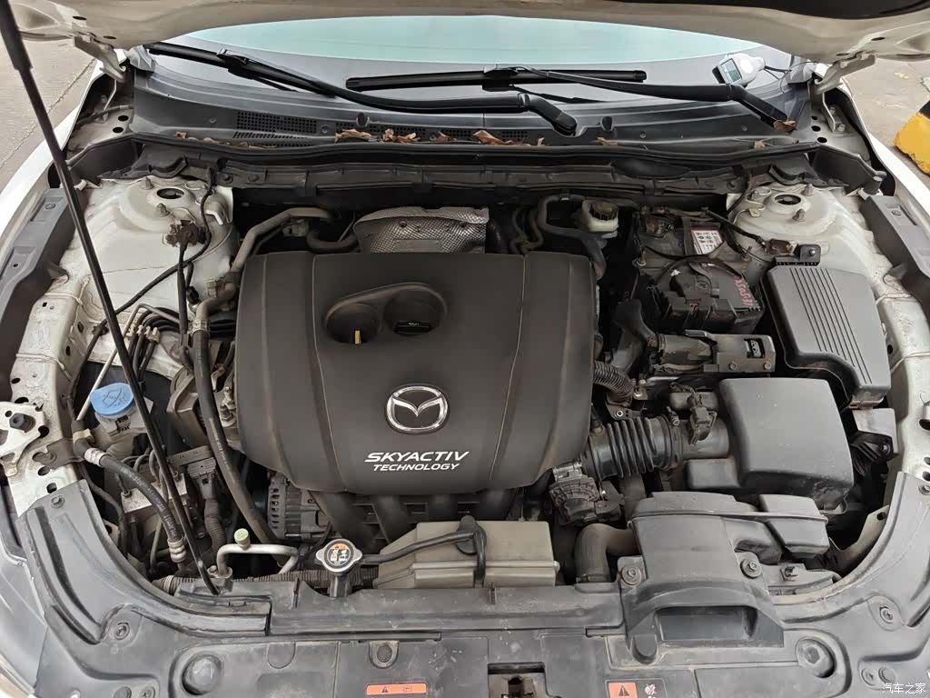 Mazda Atenza, 2014 11