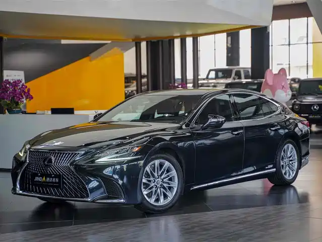 Lexus LS 2019 — купить из Китая под заказ