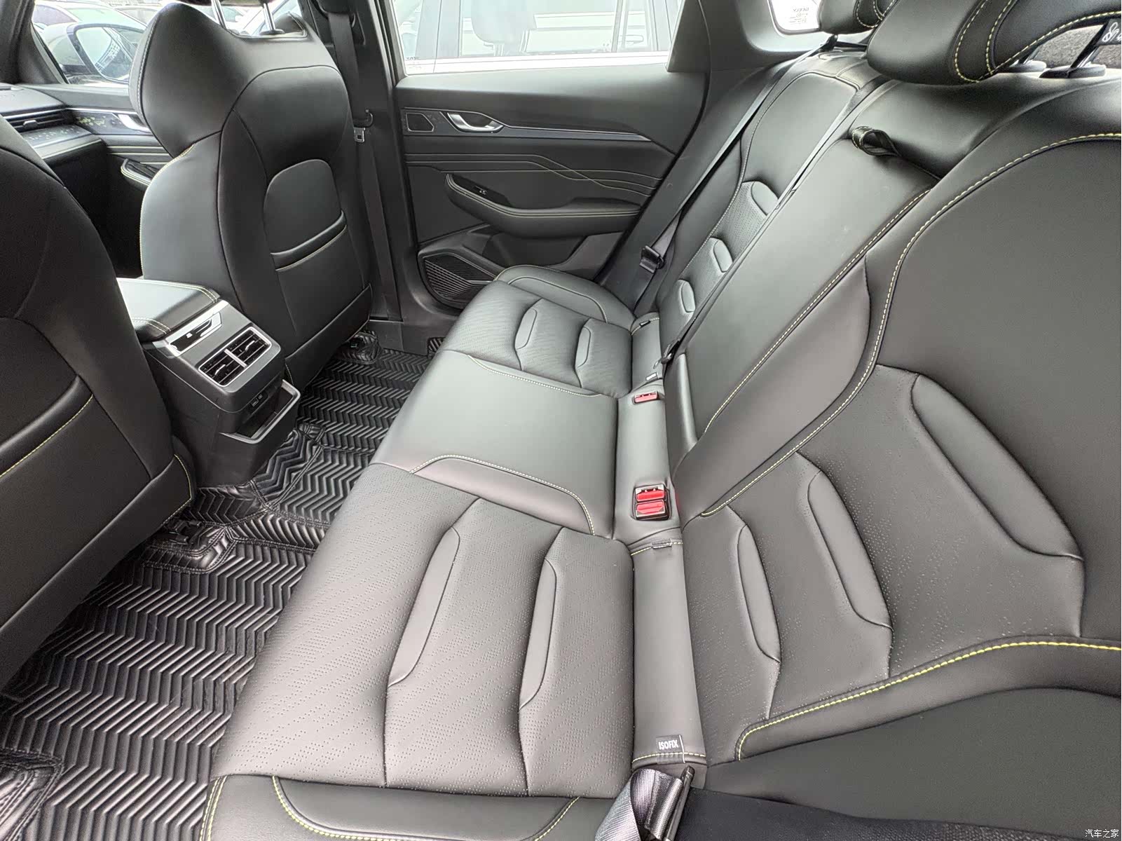 Geely Preface, 2024 11