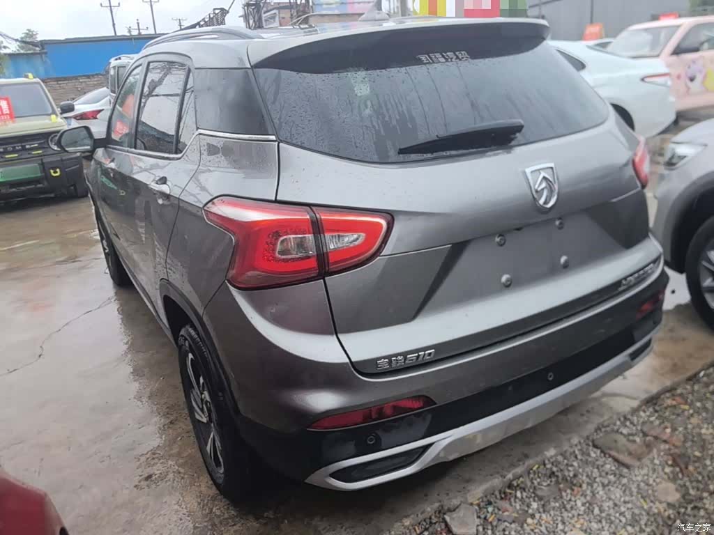 Wuling 510, 2017 все фото
