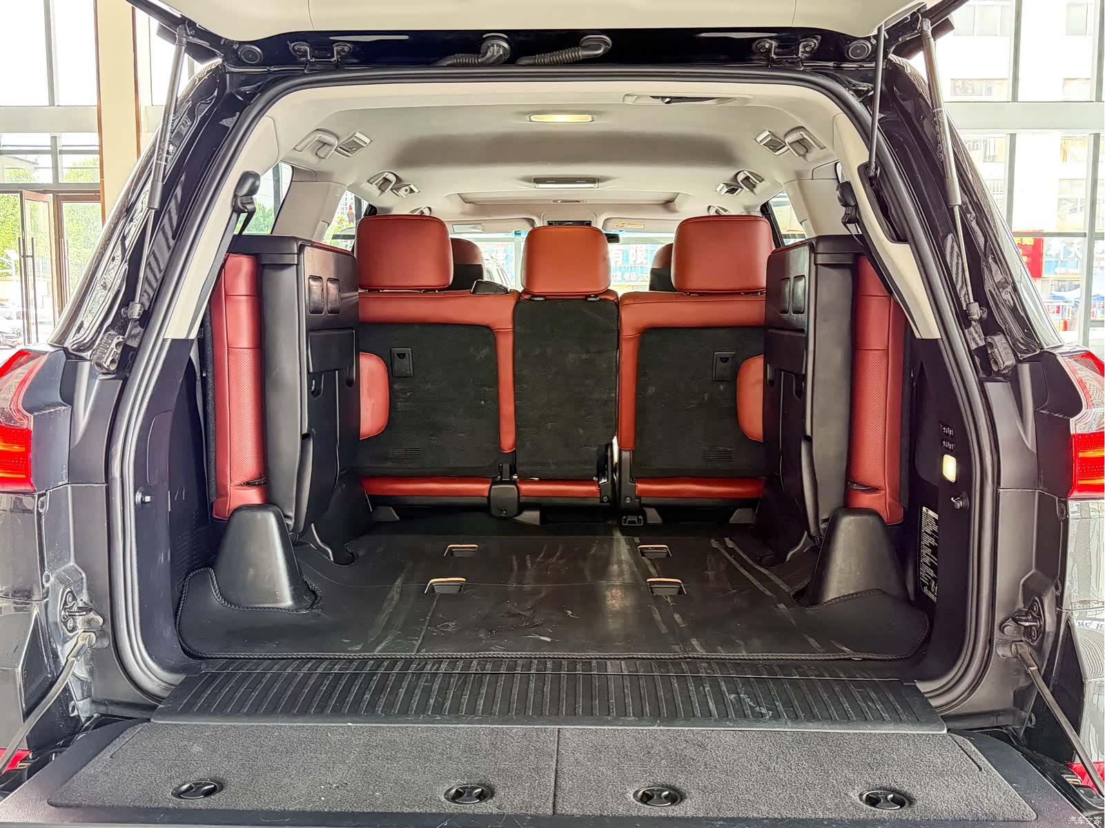 Lexus LX, 2020 6