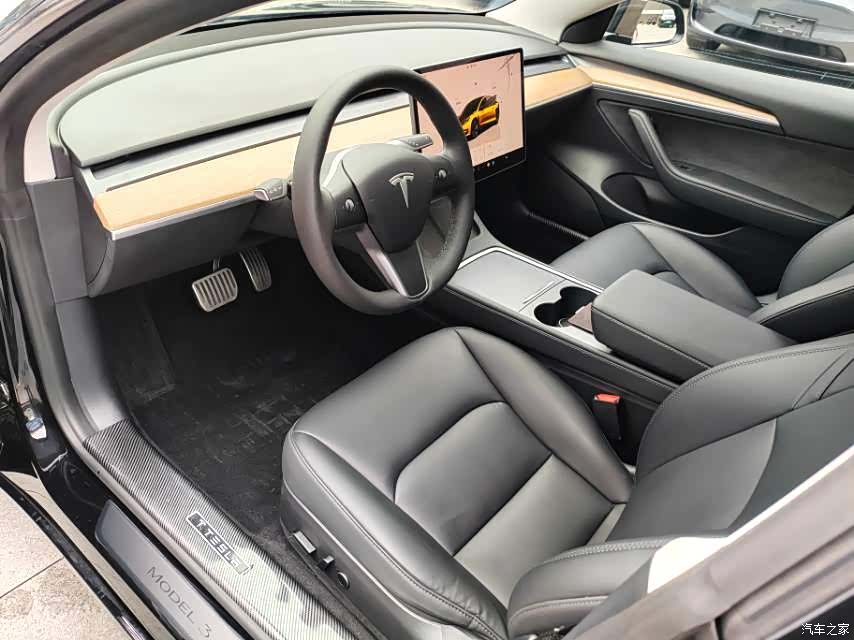 Tesla Model 3, 2022 4