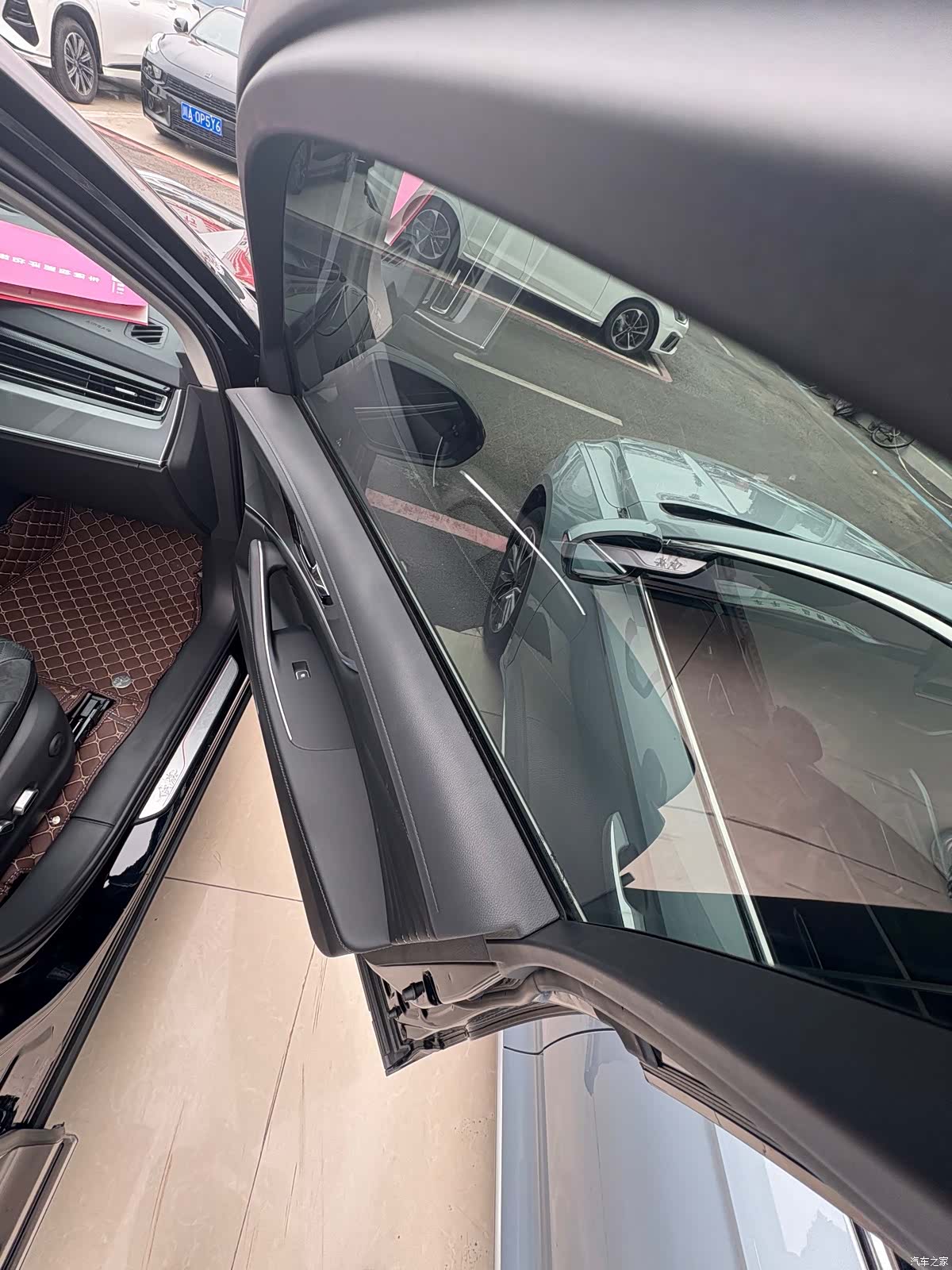 Hongqi HS5, 2023 6