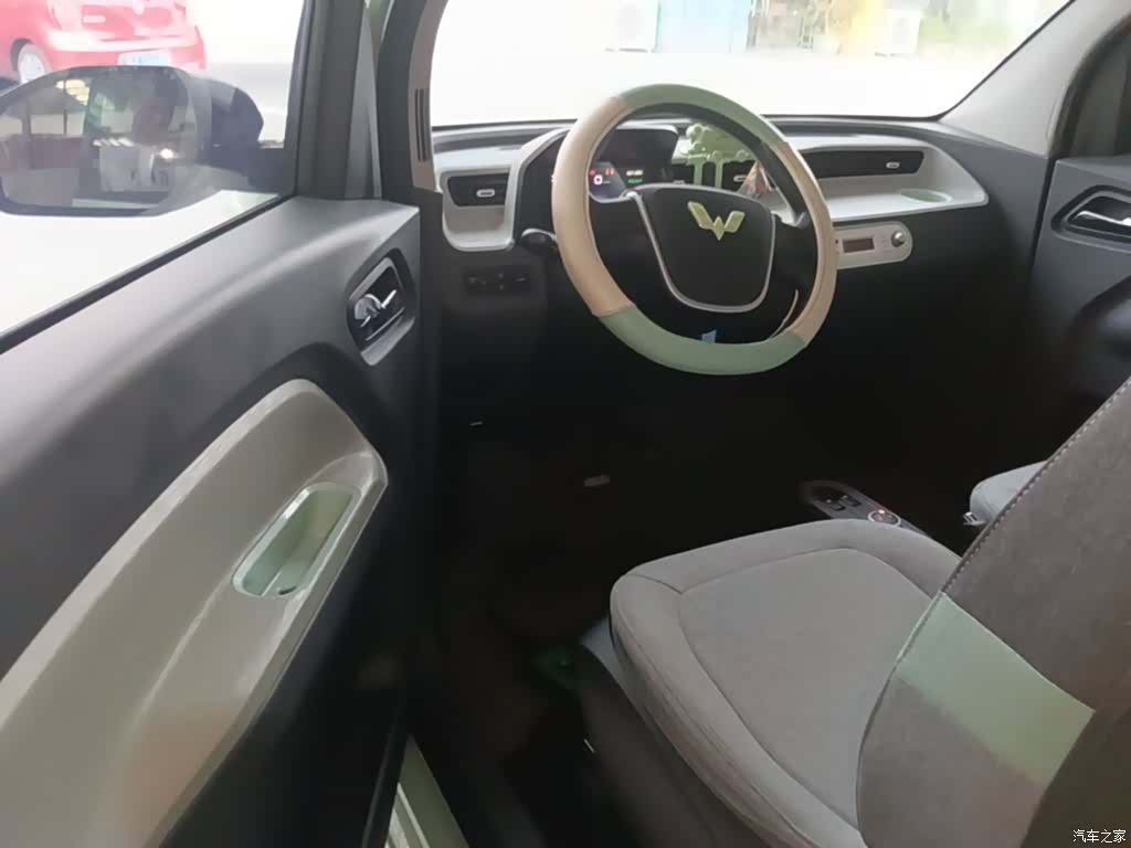 Wuling MINIEV, 2022 16