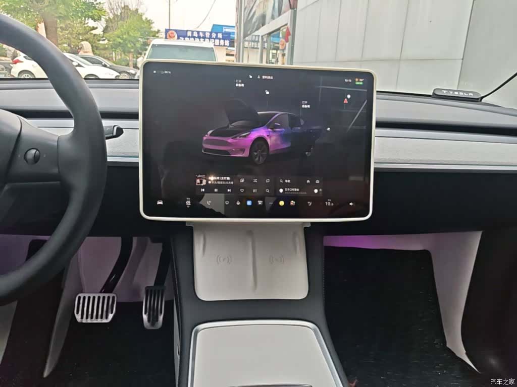 Tesla Model Y, 2023 13