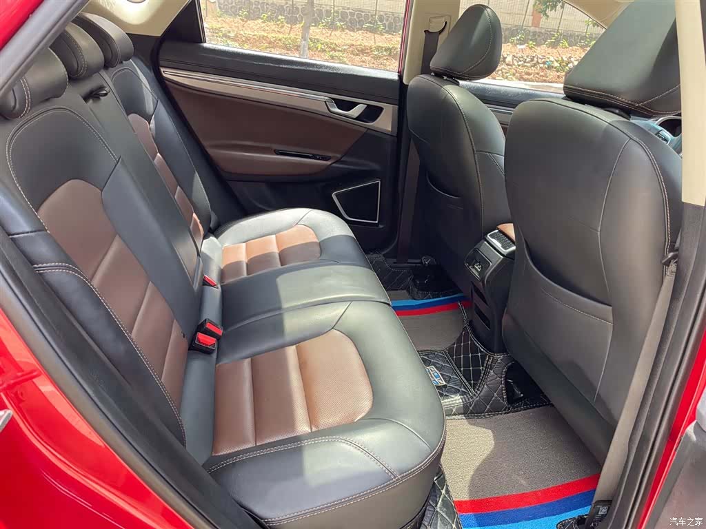 Geely Emgrand, 2019 6