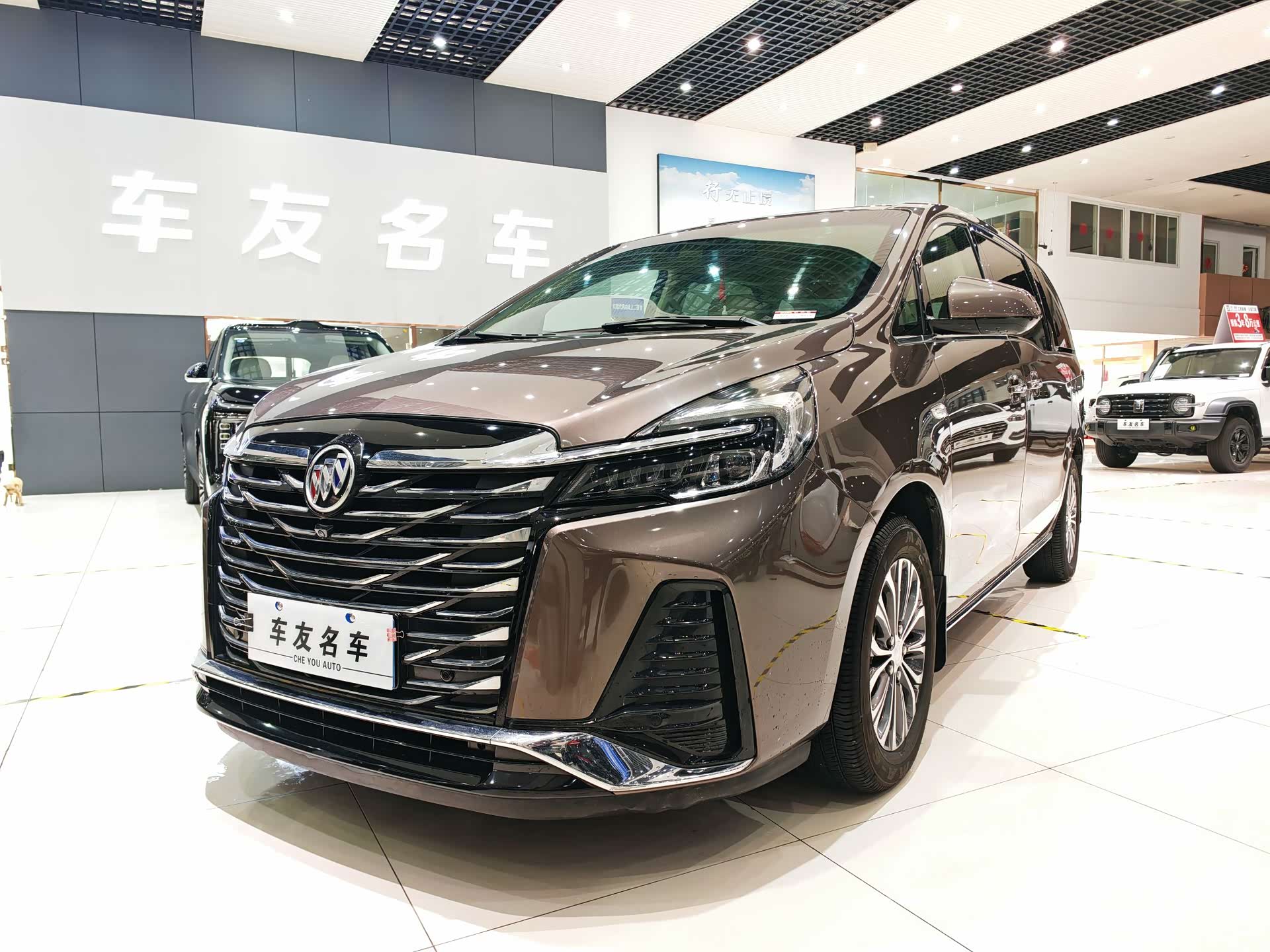 Buick GL8, 2023 1