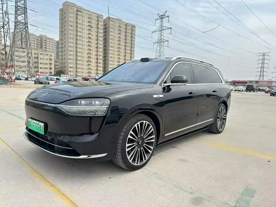 AITO Ask the world M9