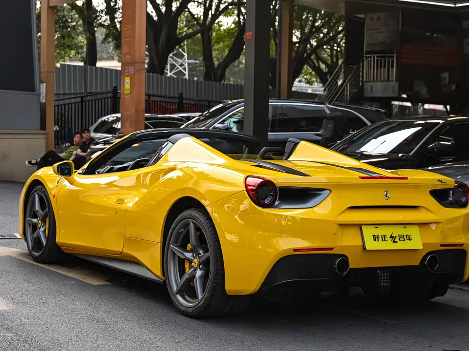 Ferrari 488