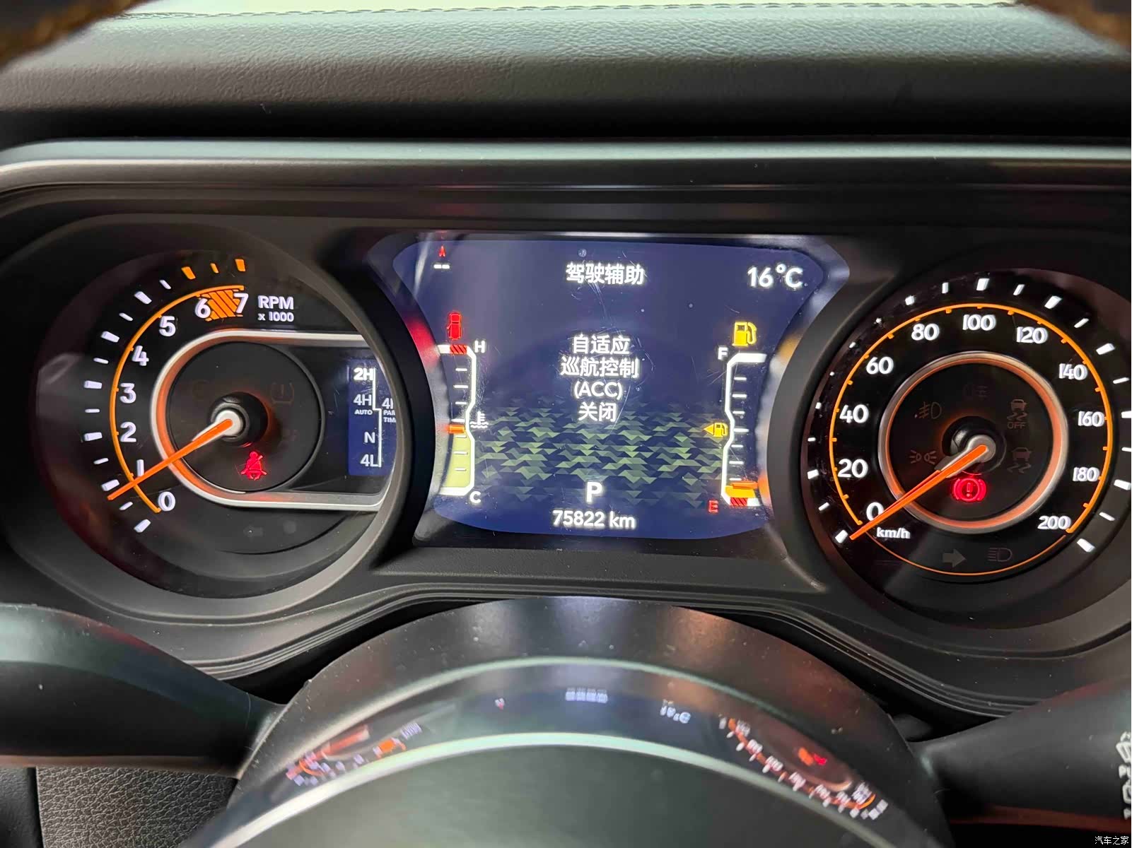 Jeep Wrangler, 2024 3