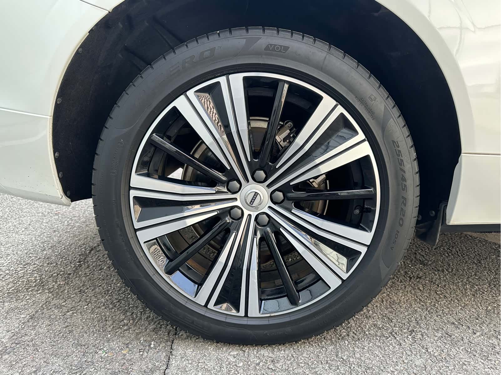 Volvo XC60, 2023 22