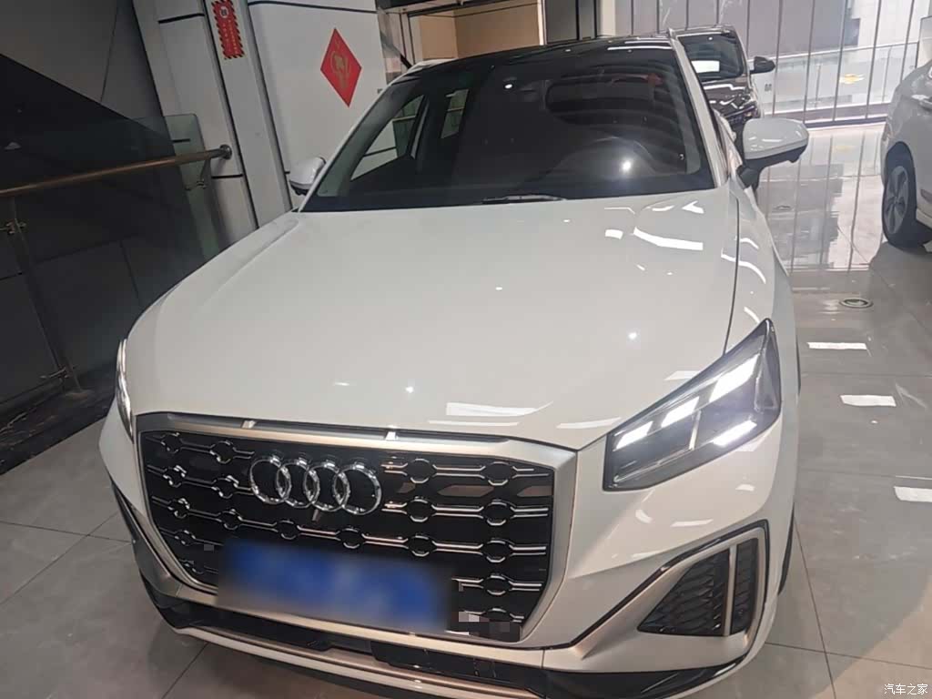 Audi Q2L, 2022 3