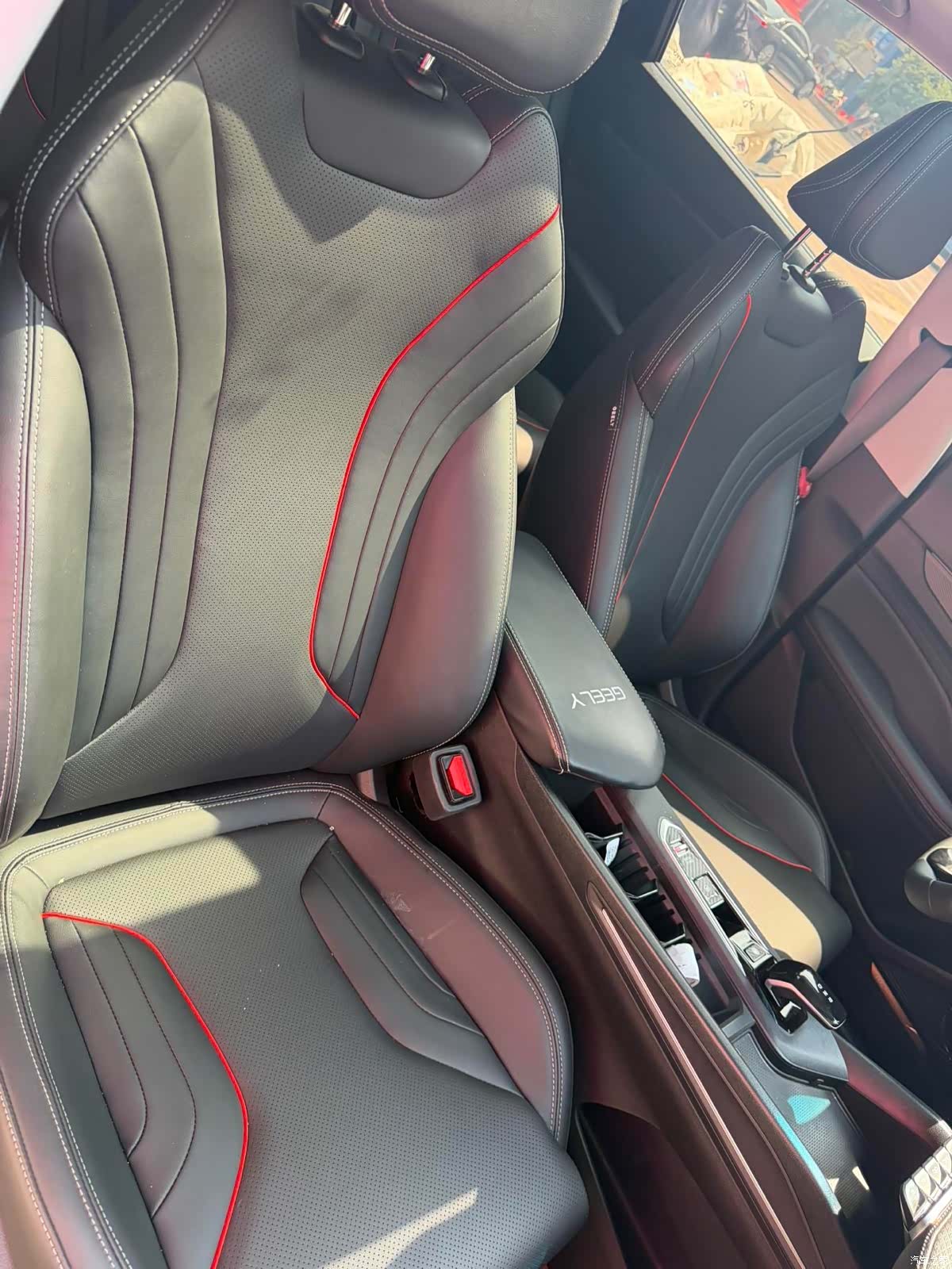 Geely Binray, 2025 20