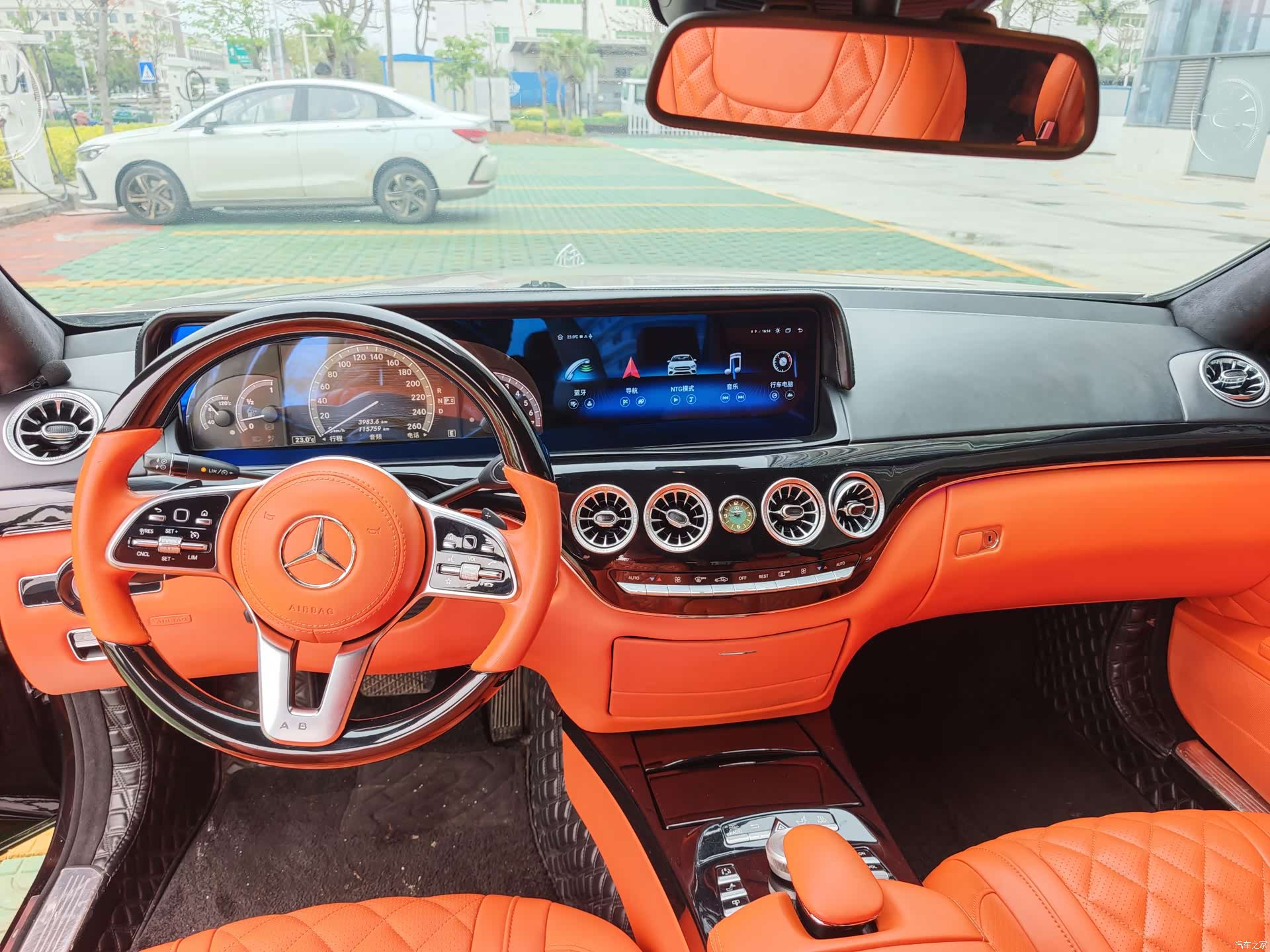 Mercedes-Benz S-Class, 2011 13