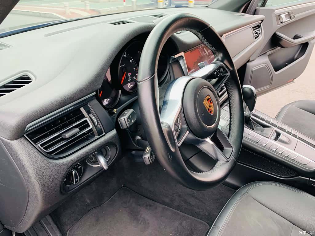 Porsche Macan, 2019 11