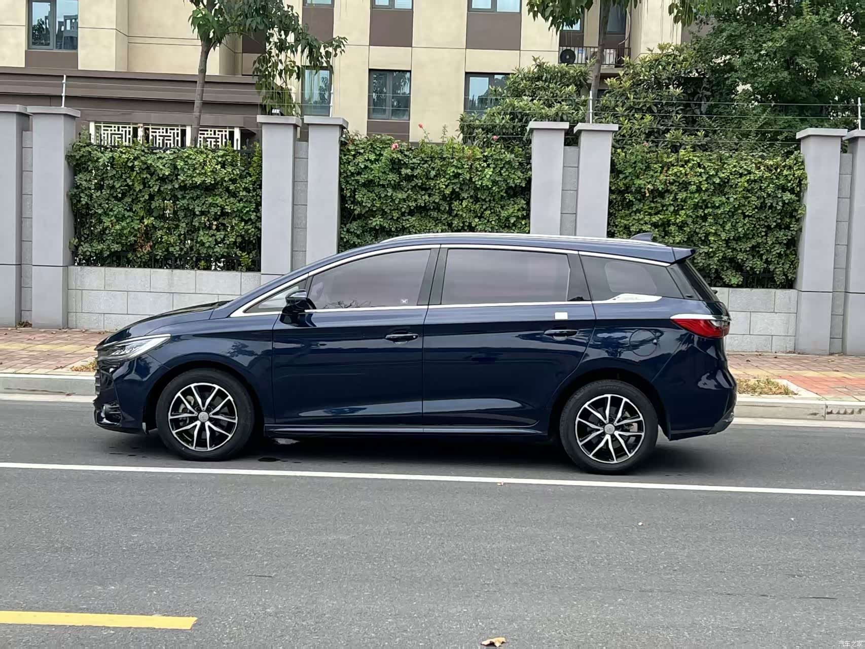 BYD Song, 2017 7