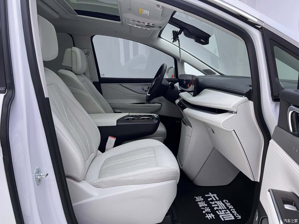 Buick GL8, 2025 17