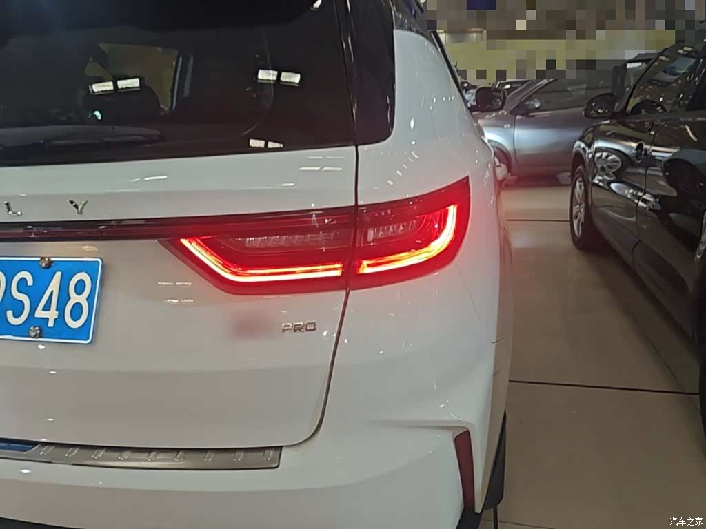 Geely X6, 2022 8