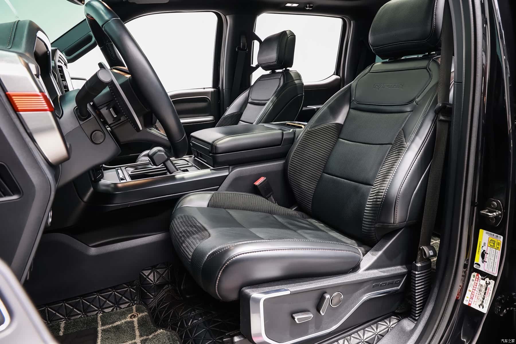 Ford F-150, 2023 10