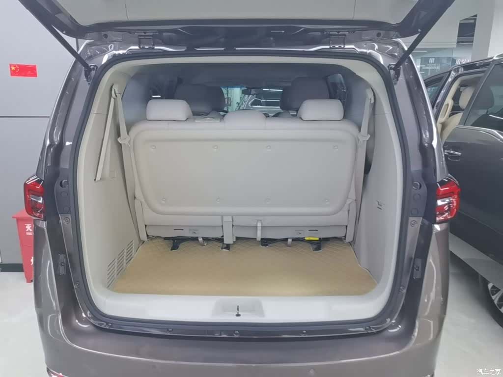 Buick GL8, 2024 19