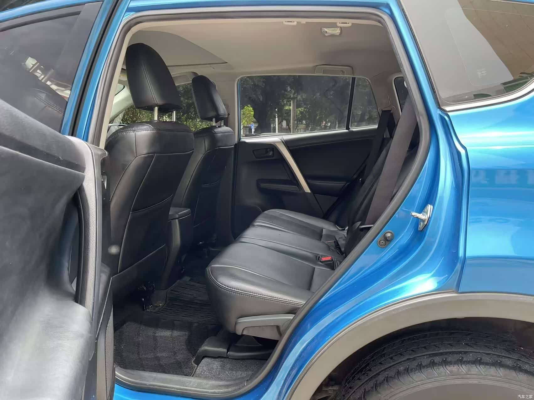 Toyota RAV4, 2017 7