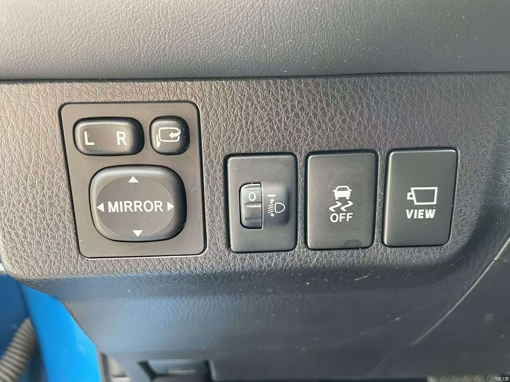 Toyota RAV4, 2017 16
