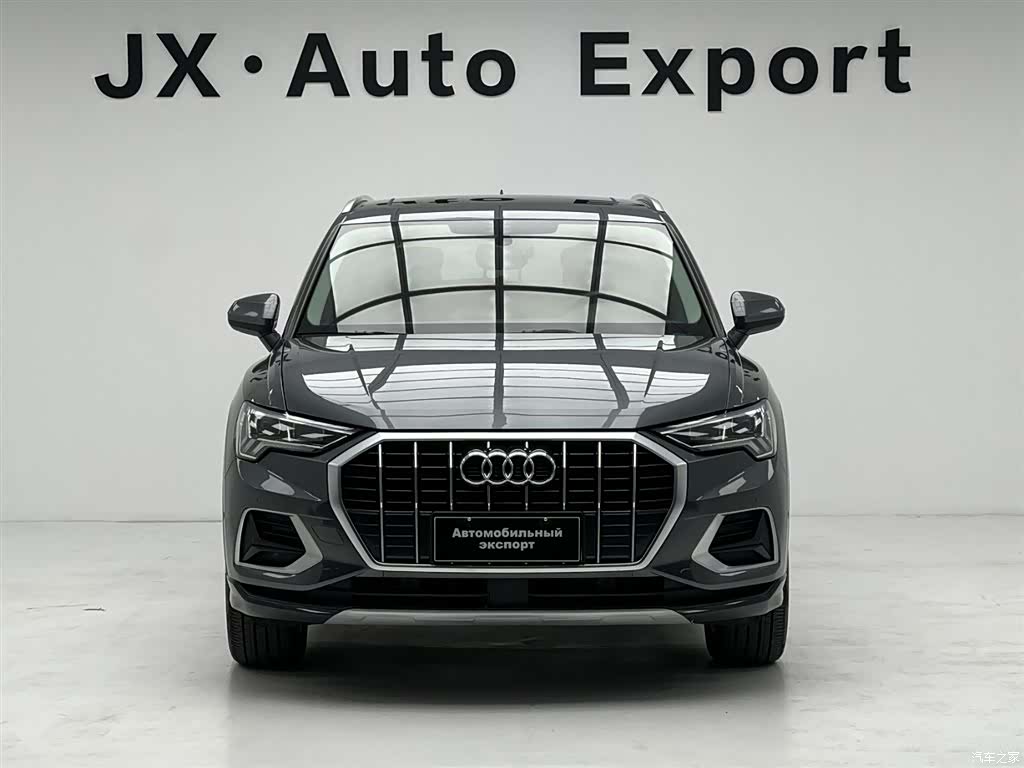 Audi Q3, 2022 2
