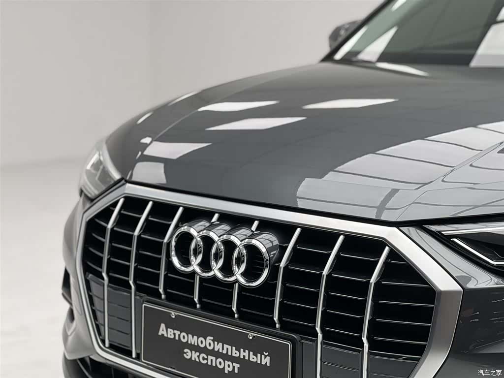 Audi Q3, 2022 все фото