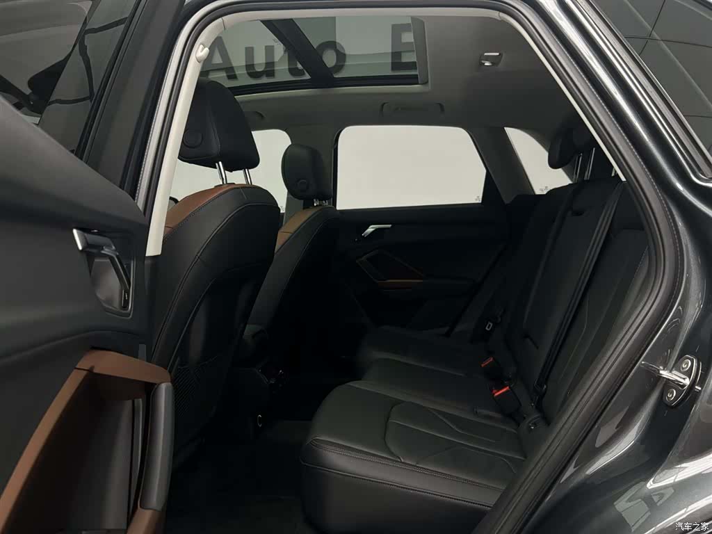 Audi Q3, 2022 16