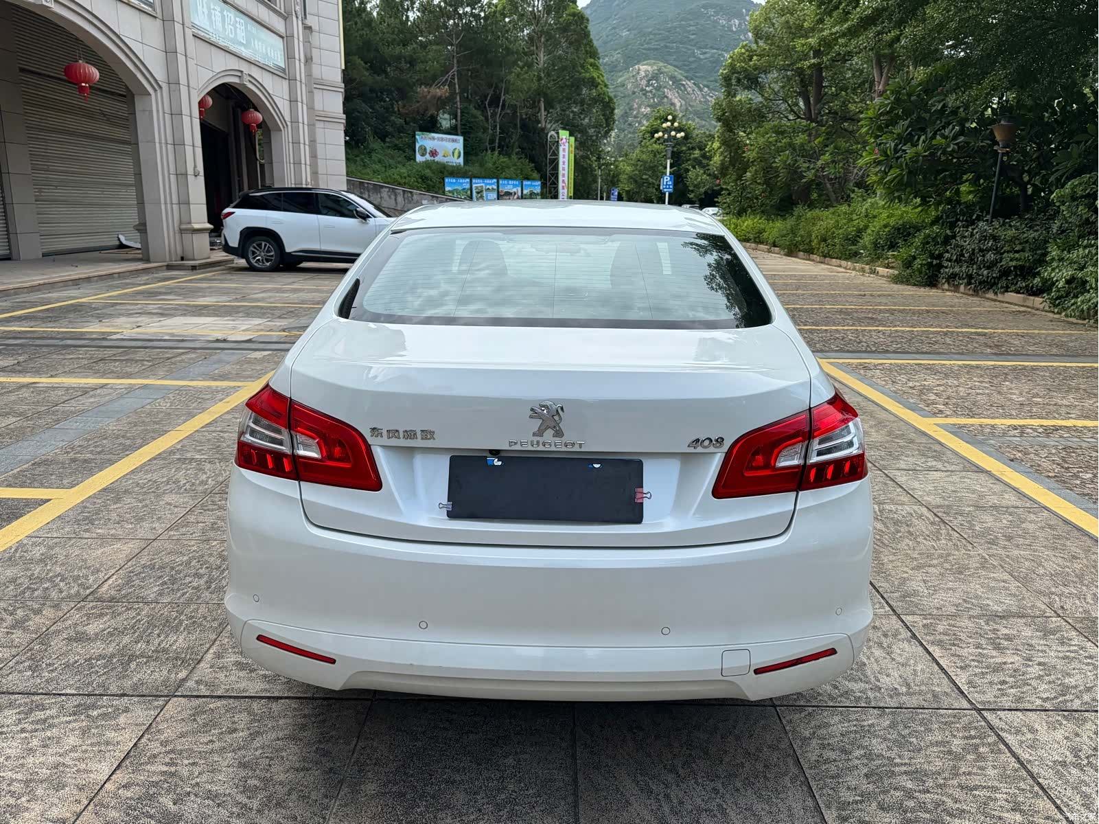 Peugeot 408, 2016 8