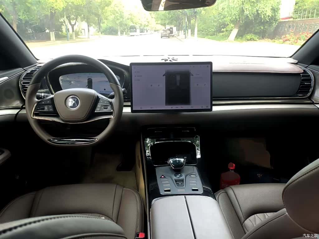 BYD Han, 2024 10