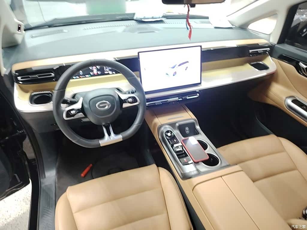 Trumpchi E8, 2024 6