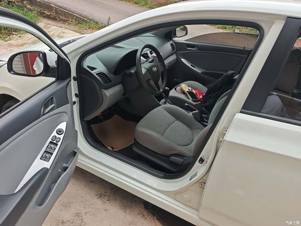 Hyundai GLS, 2016 16