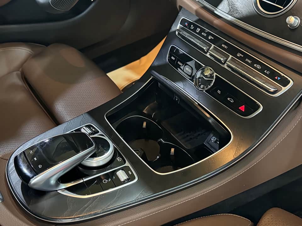 Mercedes-Benz E-class Mercedes-Benz E-class