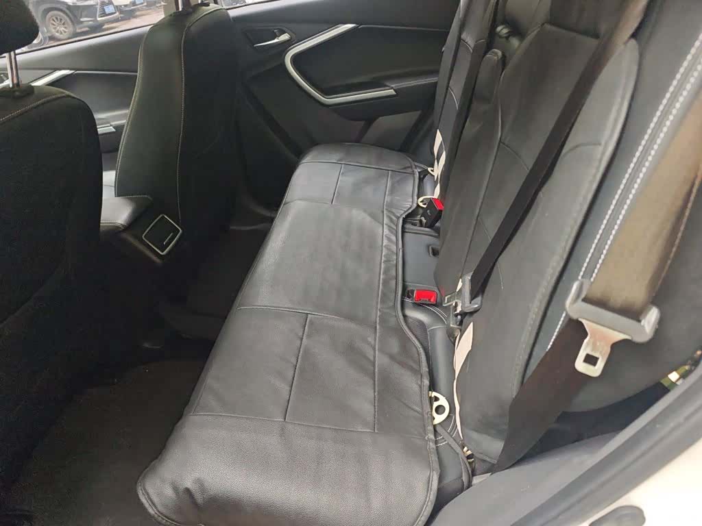 BAIC S6, 2017 14