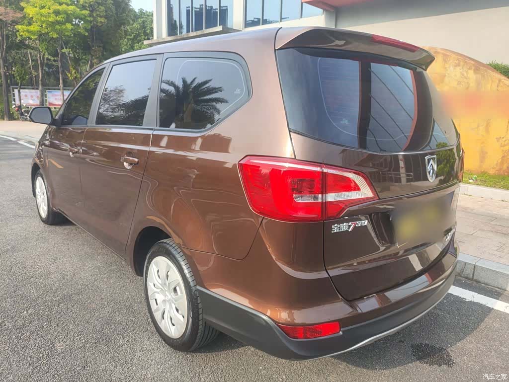Wuling 730, 2021 24