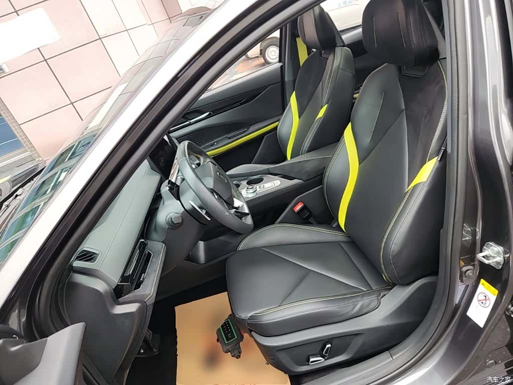 Changan UNI-V, 2022 15