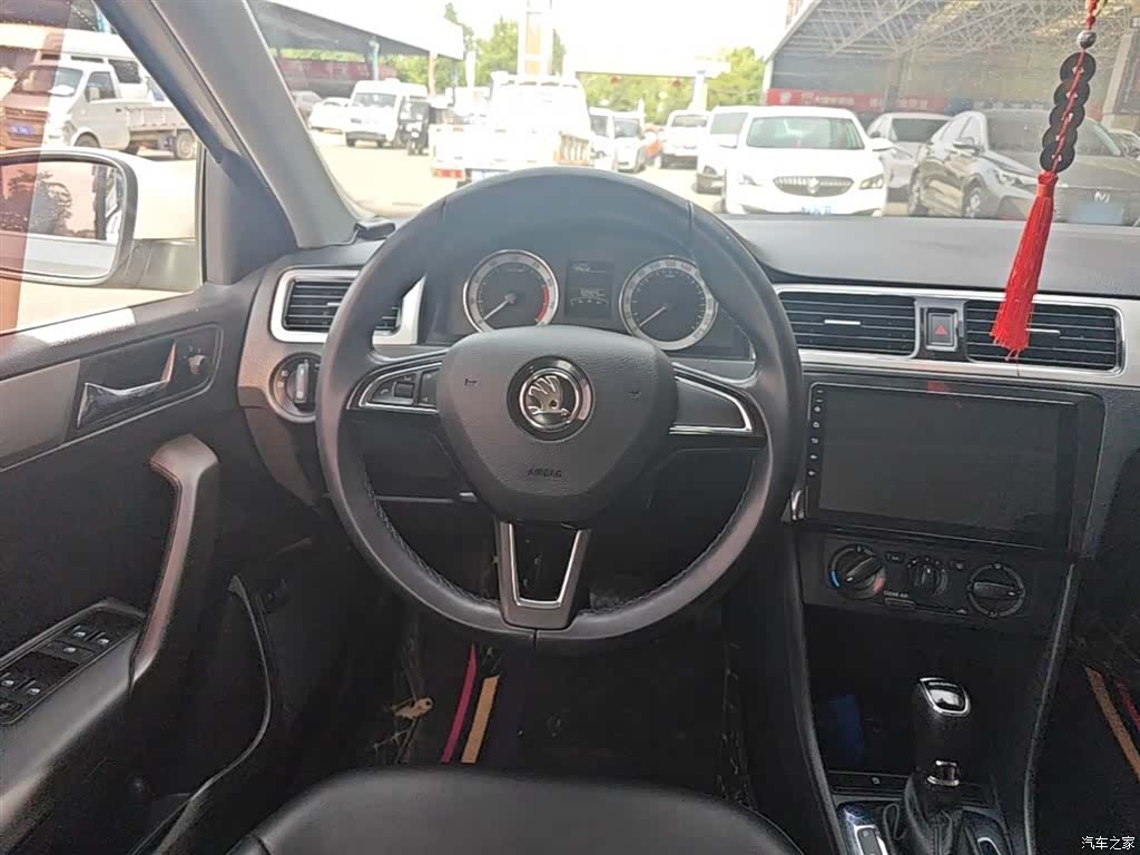 Skoda Rapid, 2019 11