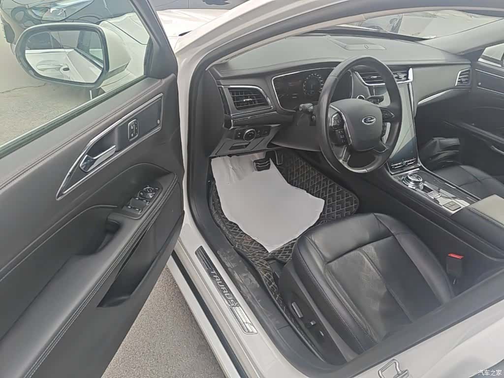 Ford Taurus, 2020 16