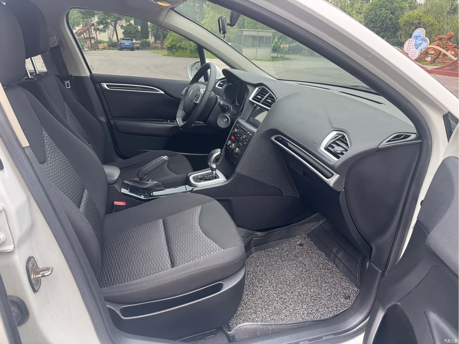 Citroen C4, 2014 9