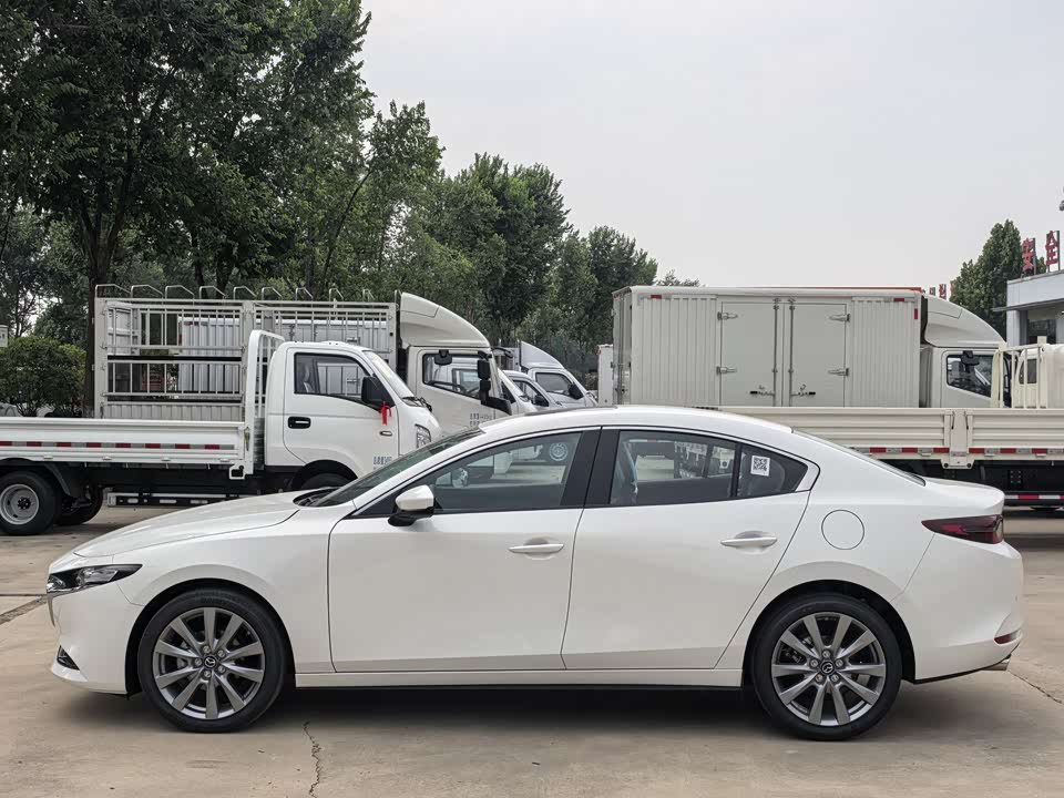 Mazda 3 Angkesaila Mazda 3 Angkesaila