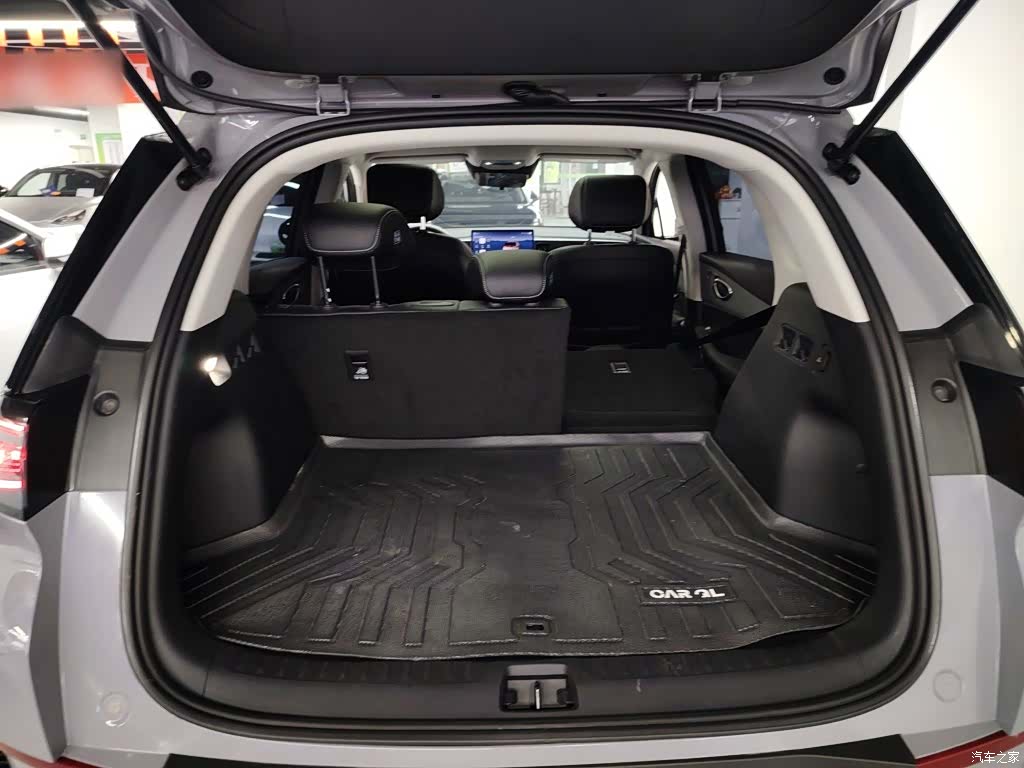 BYD HiAce, 2025 19