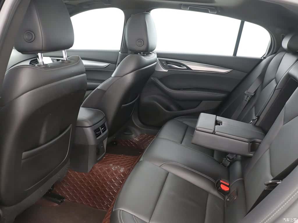 Cadillac CT5, 2022 14