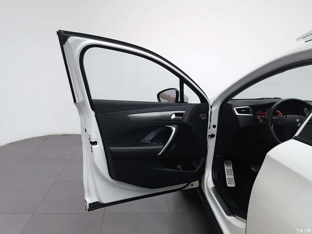DS THP200, 2015 8