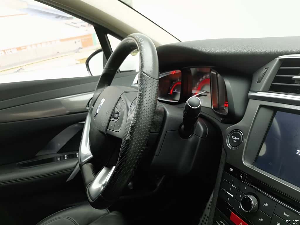 DS THP200, 2015 22