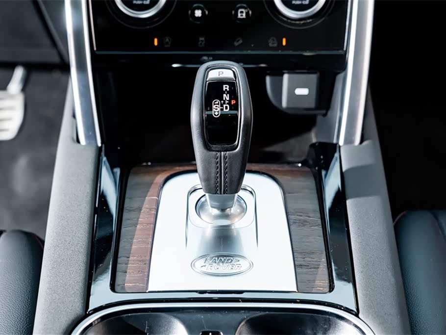 Land Rover Discover sports