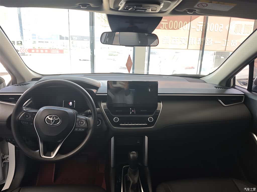 Toyota Frontlander, 2025 13